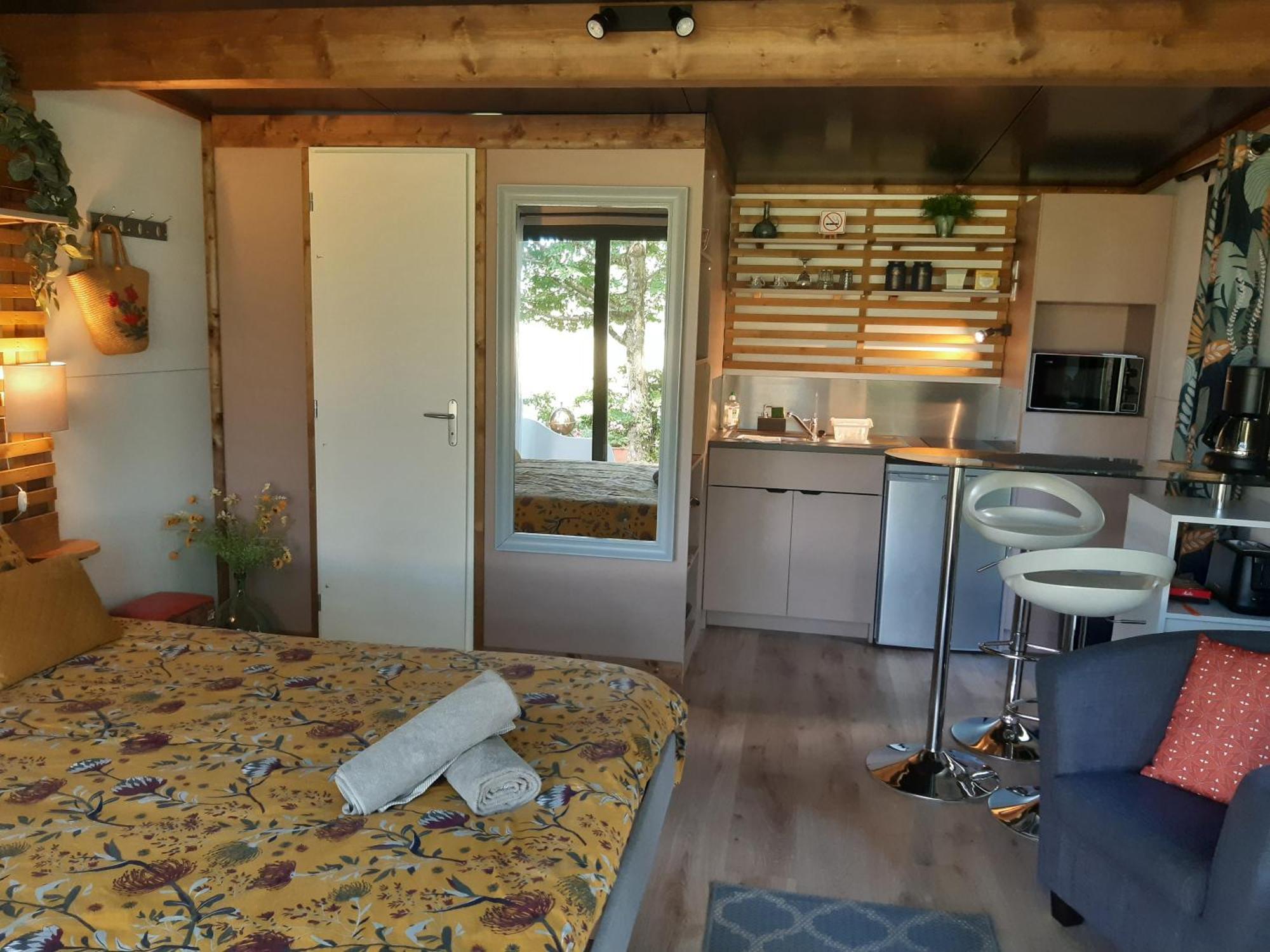 Camping Etang Du Camp Senergues Exterior foto